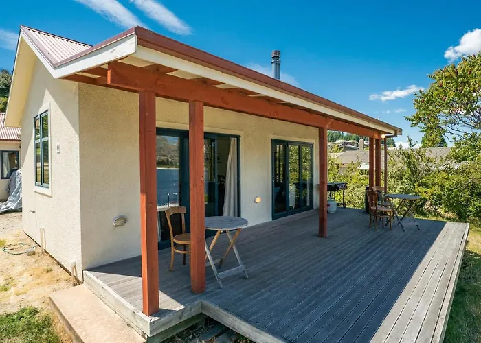 Holiday home The Lakefront Gem - Wanaka